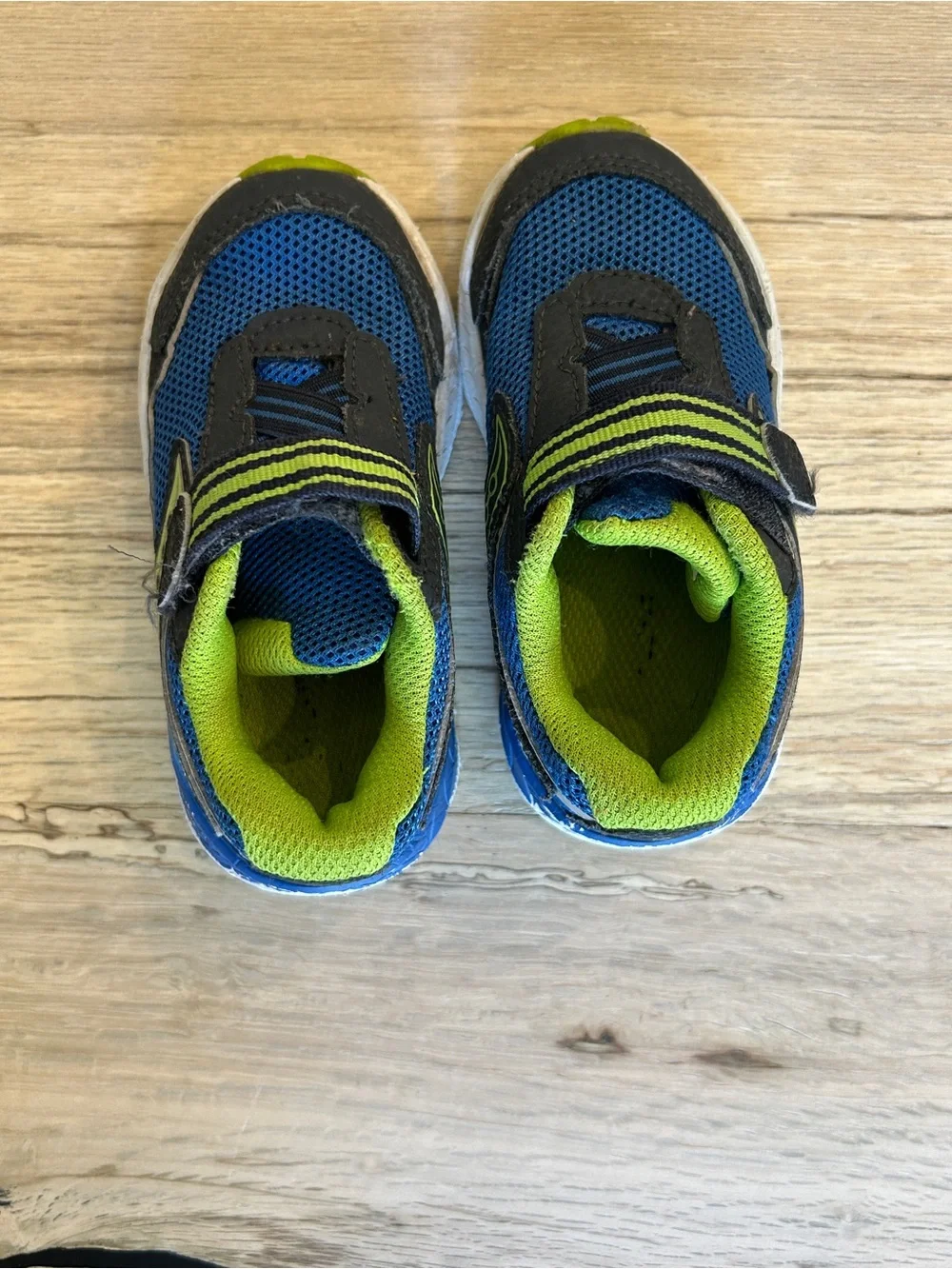 Saucony Kids Blue and Green Hook-and-Loop Athletic Sneakers